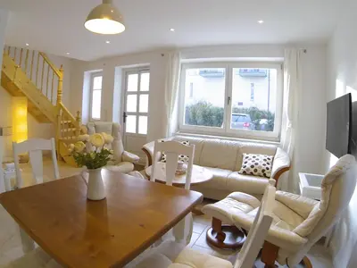Ein Sitzbereich in der Unterkunft Gästhuus - Urlaub aan de Ostsee