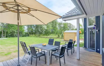 Ein Garten an der Unterkunft Cozy Home In Krems Iiwarderbrück