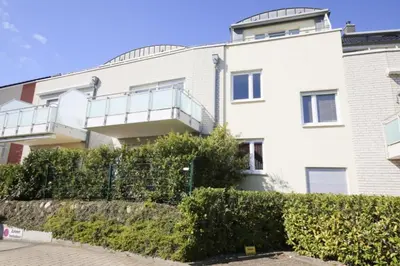 Das Gebäude in dem sich die Ferienwohnung befindet