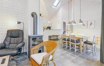 Ein Sitzbereich in der Unterkunft Cozy Home In Krems Iiwarderbrück