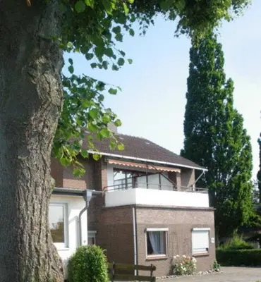 Das Gebäude in dem sich die Ferienwohnung befindet