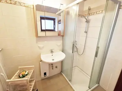 Ein Badezimmer in der Unterkunft Apartmentvermittlung Mehr als Meer - Objekt 44