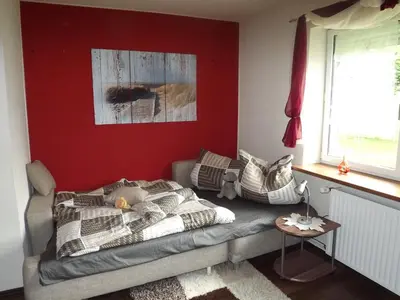 Ein Sitzbereich in der Unterkunft Ferienwohnung Ostseenähe