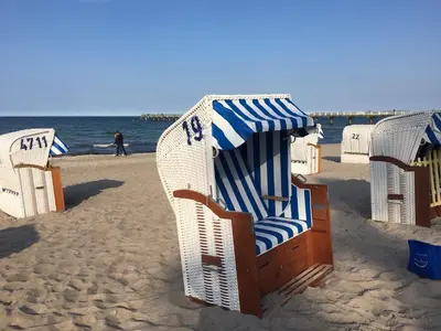 Ein Strand an oder in der Nähe des Ferienhauses