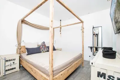 Ein Bett oder Betten in einem Zimmer der Unterkunft (ERL41) PIER 41