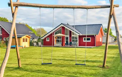Ein Kinderspielbereich in der Unterkunft Lovely Home In Krems Iiwarderbrück