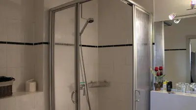 Ein Badezimmer in der Unterkunft PEMATRA Ferienwohnung Marwin
