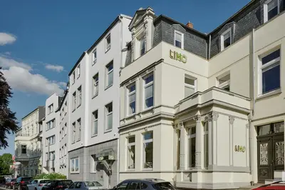 Das Gebäude in dem sich das Hotel befindet