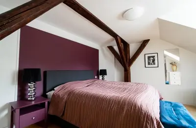 Ein Bett oder Betten in einem Zimmer der Unterkunft Schloss Harkensee