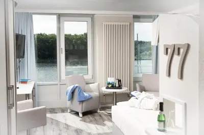 Ein Bett oder Betten in einem Zimmer der Unterkunft Hotel Deutscher Kaiser