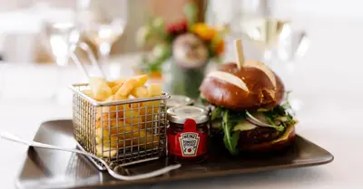 Essen im Hotel oder in der Nähe
