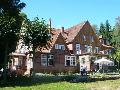 Das Gebäude in dem sich das Hotel befindet