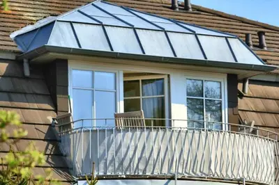 Das Gebäude in dem sich die Ferienwohnung befindet