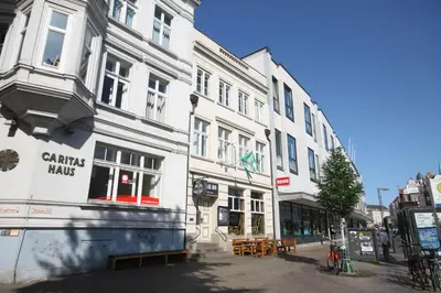 Das Gebäude in dem sich die Ferienwohnung befindet
