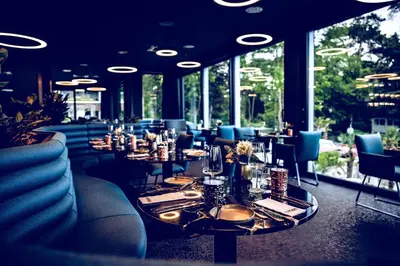 Ein Restaurant oder anderes Speiselokal in der Unterkunft The Flamingo