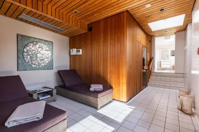 Ein Sitzbereich in der Unterkunft Hotel Der Seehof