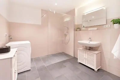 Ein Badezimmer in der Unterkunft Augustusbad 