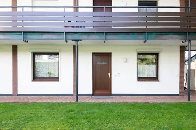 Das Gebäude in dem sich die Ferienwohnung befindet
