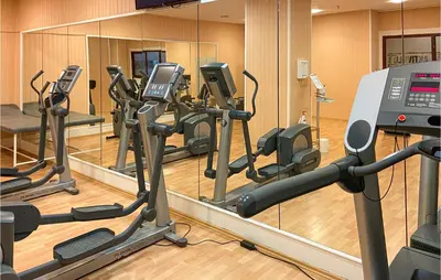 Das Fitnesscenter und/oder die Fitnesseinrichtungen in der Unterkunft Lovely Apartment In Timmendorfer-Strand