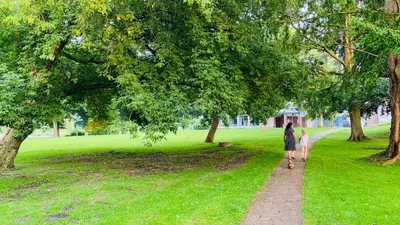 Ein Garten an der Unterkunft Salzoasen Apartment