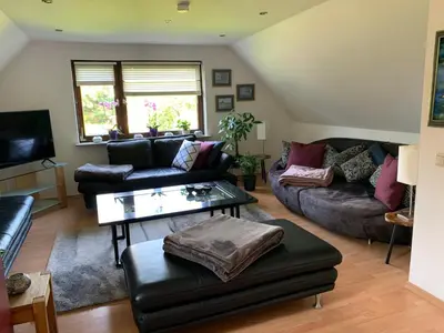 Ein Sitzbereich in der Unterkunft Ferienwohnung Wentorf Amt Sandesneben