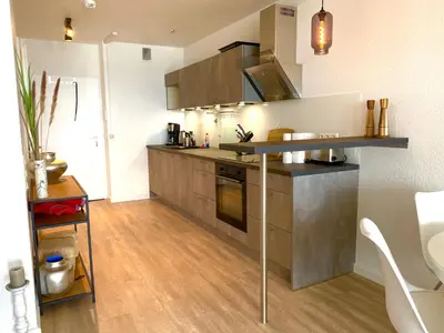Küche/Küchenzeile in der Unterkunft Studio mit Panorama-Meerblick und direkter Strandlage in Scharbeutz
