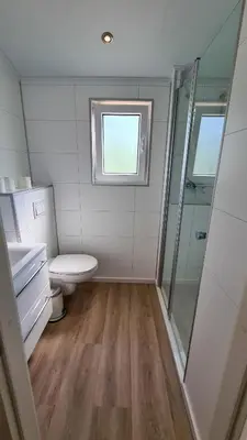 Ein Badezimmer in der Unterkunft Meer 44