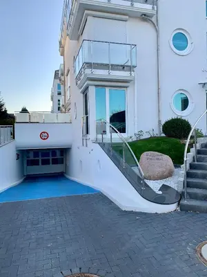 Der Swimmingpool an oder in der Nähe von Strandglück