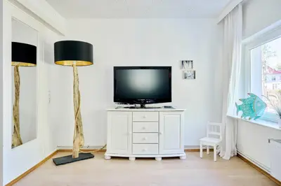 TV/Unterhaltungsangebot in der Unterkunft Ferienwohnung Strand Bucht Moba-Travel