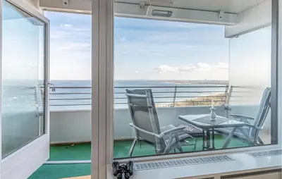 Ein Balkon oder eine Terrasse in der Unterkunft Cozy Apartment In Timmendorfer Strand