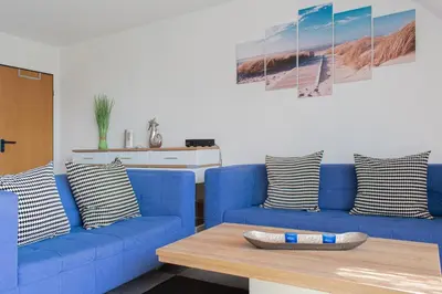 Ein Sitzbereich in der Unterkunft Ferienwohnung Ostseeherz Scharbeutz