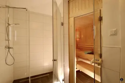 Ein Badezimmer in der Unterkunft Neue Liebe Haffkrug 3