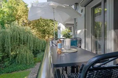 Ein Garten an der Unterkunft Strandvilla Augustusbad Unter'm Ostseestern