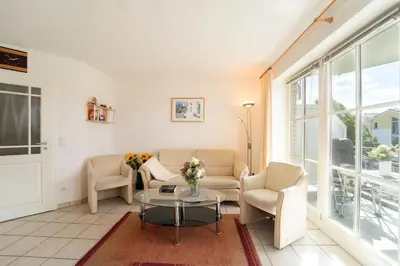 Ein Sitzbereich in der Unterkunft Hanseaten Residenz Seewolke