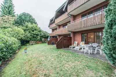 Ein Garten an der Unterkunft Schmiedestraße 3 Wohnung 7