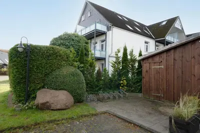 Das Gebäude in dem sich die Ferienwohnung befindet