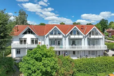 Das Gebäude in dem sich die Ferienwohnung befindet