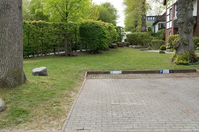 Ein Garten an der Unterkunft Seepark Lindenallee Waterkant Scharbeutz