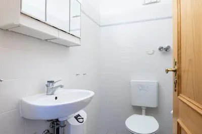Ein Badezimmer in der Unterkunft Landhaus Pönitz am See Wohnung 11