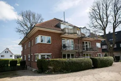 Das Gebäude in dem sich die Ferienwohnung befindet