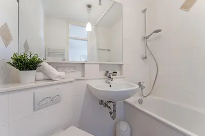 Ein Badezimmer in der Unterkunft Appartementhaus Terrassenhügel Strandhüpfer