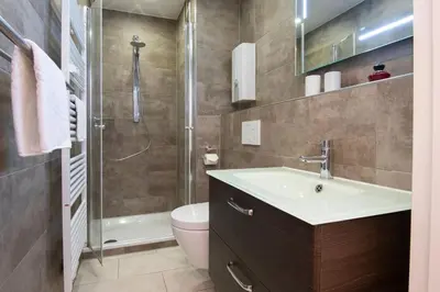 Ein Badezimmer in der Unterkunft Erste Reihe