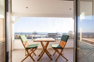 Ein Balkon oder eine Terrasse in der Unterkunft Ferienwohnung Aalkate App 1