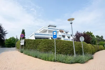 Ein Garten an der Unterkunft Sea-Loft