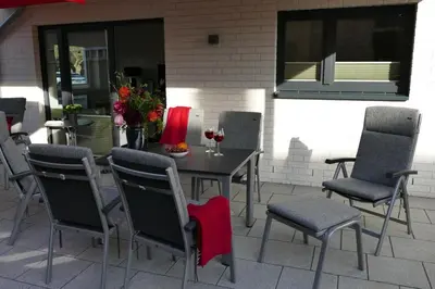 Ein Sitzbereich in der Unterkunft Neue Liebe Haffkrug 1