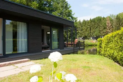 Ein Garten an der Unterkunft Gronenberger Mühle Haus 12