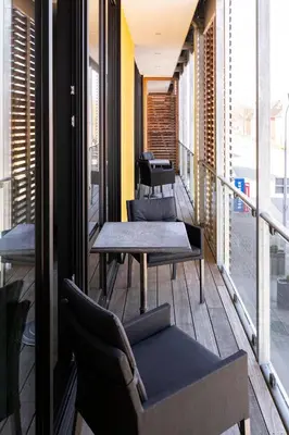 Ein Sitzbereich in der Unterkunft Port of Travemünde, Opening 2021