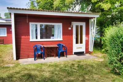 Das Gebäude in dem sich das Ferienhaus befindet