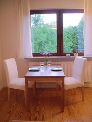 Ein Sitzbereich in der Unterkunft Doris` Hus