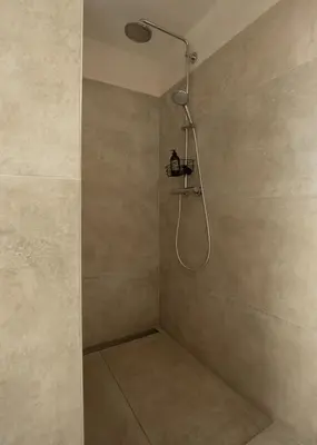 Ein Badezimmer in der Unterkunft Haus 2